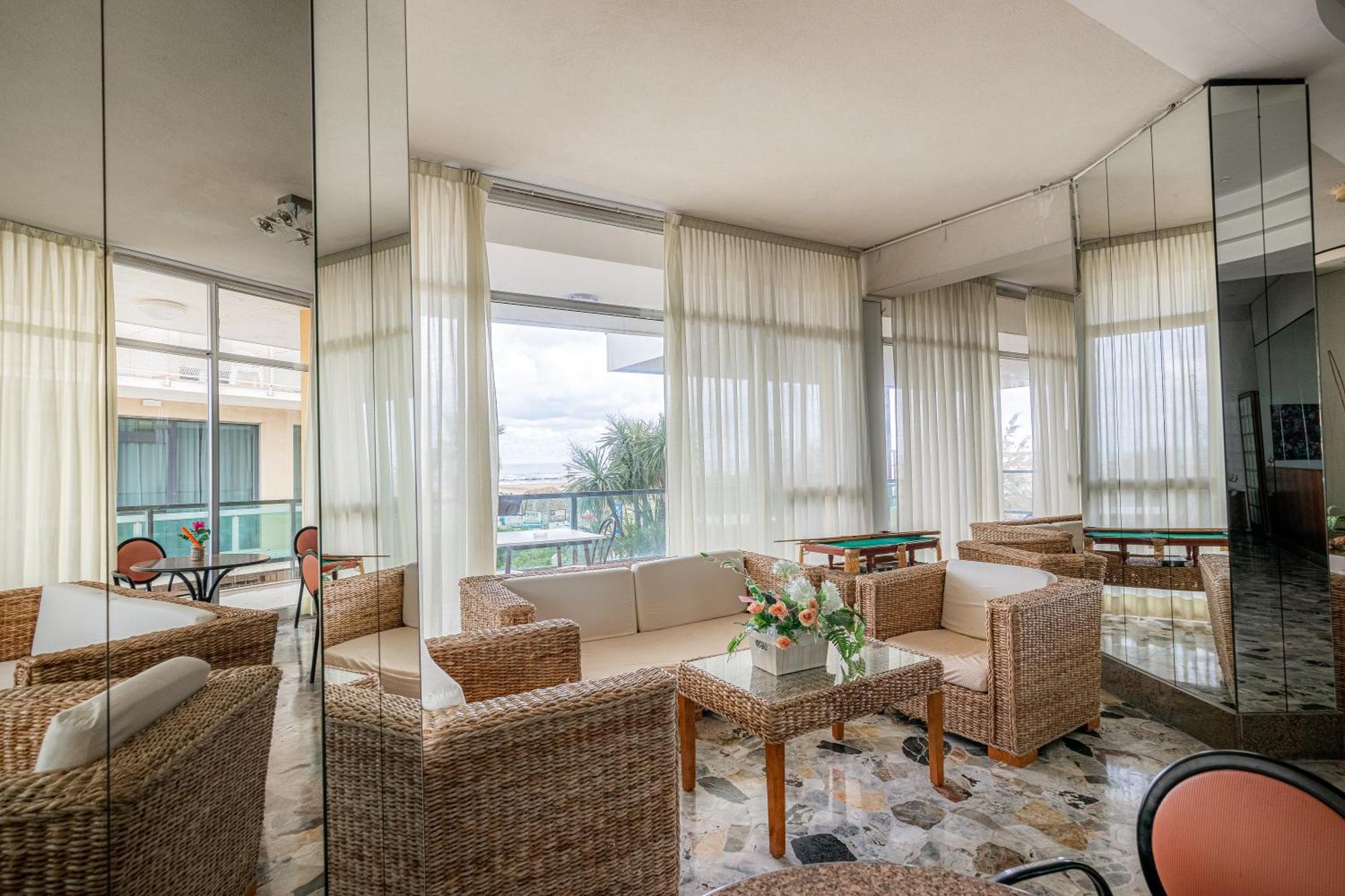 Hotel Crown Rimini Kültér fotó